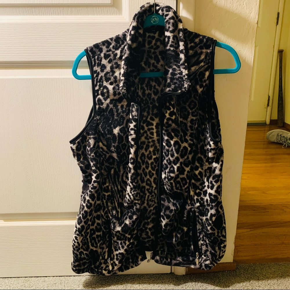 Leopard Print Vest Large - Picture 7 of 10